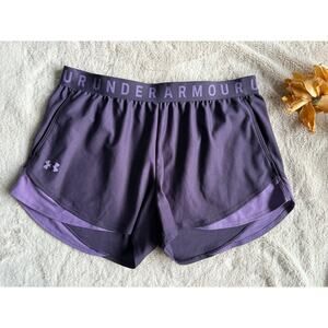 Under Armour Loose Heatgear Shorts Size Large